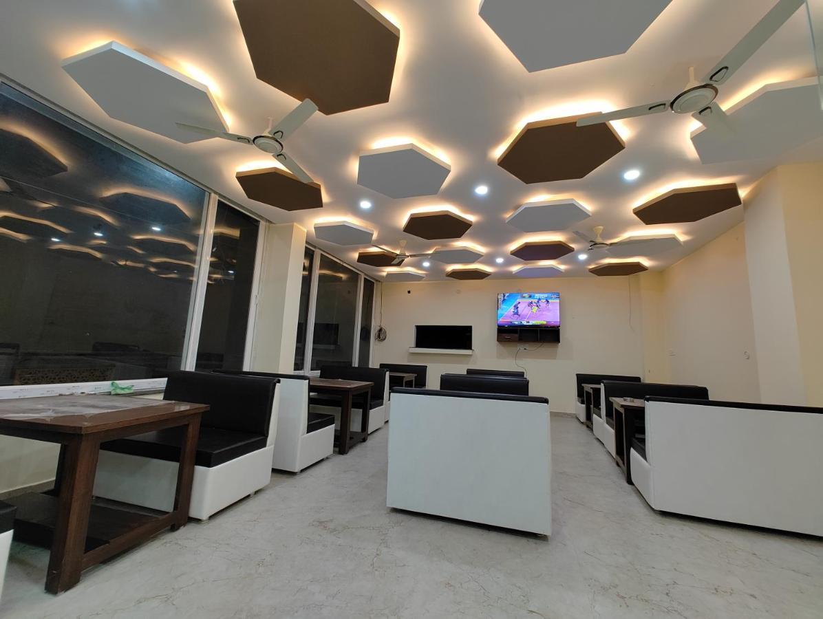 Hotel Anantam Residency Uttarkāshi Exteriör bild