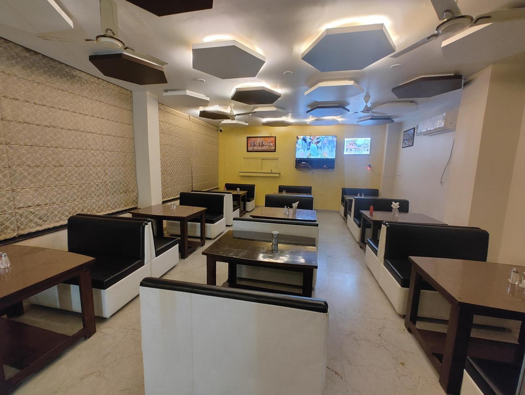 Hotel Anantam Residency Uttarkāshi Exteriör bild